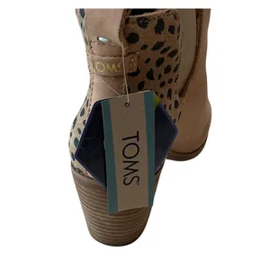 TOMS Kallie Tan Leather Leopard‎ Print V-Cutout Ankle Boots 7 NEW thumbnail 6