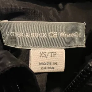 Cutter & Buck Puffer Vest Women XS Black Georgia Bulldogs CB WeatherTec Quilted thumbnail 5