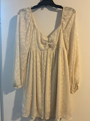 Dress thumbnail 2