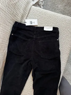 Black Ultra High-Rise Corduroy 7 For All Mankind Slim Kick Pants thumbnail 8