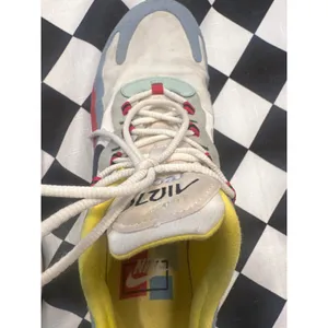 Nike Air Max 270 React Bauhaus Multi-Color Sneakers AT6174-Womens 11 athletic thumbnail 8
