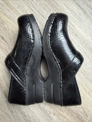 Sanita “Snakeskin” Clogs Size 37 (US 6.5-7) thumbnail 6