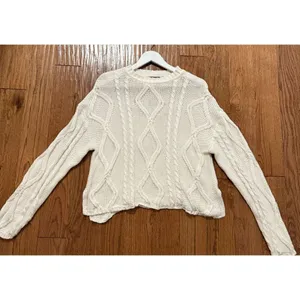 Wild Fable white cotton cableknit sweater size xs Cabincore thumbnail 6
