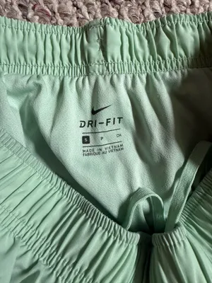 nike shorts thumbnail 2