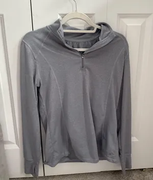 Quarter zip thumbnail 2