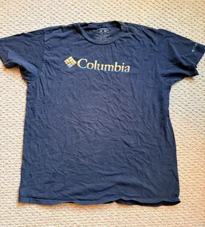 Columbia T-Shirt thumbnail 1