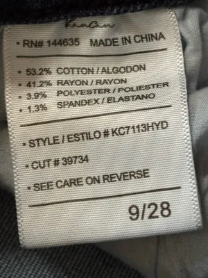 KanCan Button Fly Skinny Jeans Juniors Size 9 Waist Size 28 Dark Wash Stretchy thumbnail 16