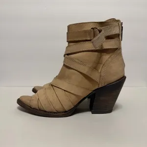 FREEBIRD by Steven Joker Leather Ankle Booties Size 7 Strappy Distressed Boho thumbnail 2