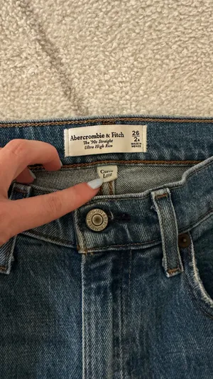Abercrombie 90s Straight Jeans thumbnail 2