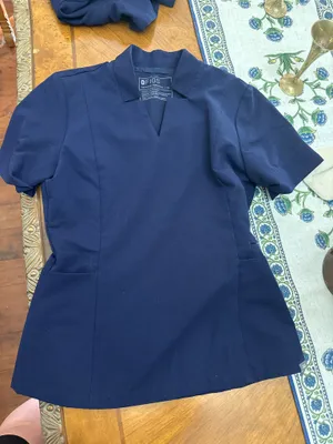 Figs Inala top navy  thumbnail 2