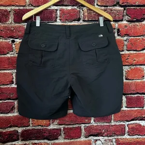 Women’s the north face shorts thumbnail 3