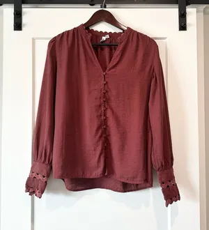     Vero Moda Boutique Burgundy Ruffle Button Blouse Boho M thumbnail 1