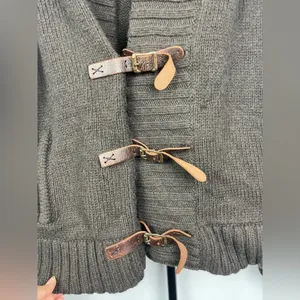 Revolve Tovar Brown Wool‎ Blend Leather Strap Closure Cable Knit Sweater Size XL thumbnail 4