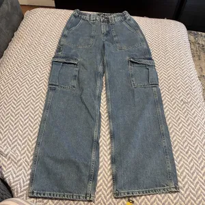 BDG Urban Outfitters Women's 26x29 Cargo Skate Jeans thumbnail 2