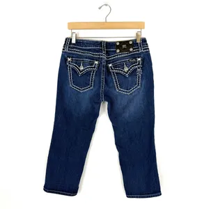 Vintage Y2K Miss Me Dark Wash Signature Cuffed Capri thumbnail 5