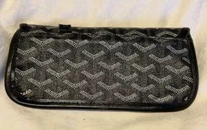 Wallet/pouch thumbnail 3
