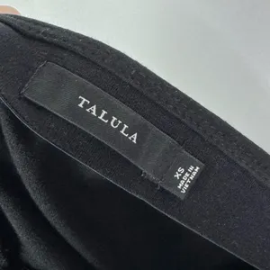 Aritzia‎ Talula Black Stretch Bodycon Mini Skirt XS thumbnail 3