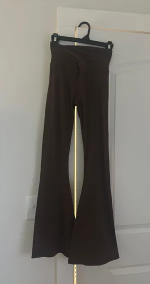 Aerie Knot Flare Leggings thumbnail 6
