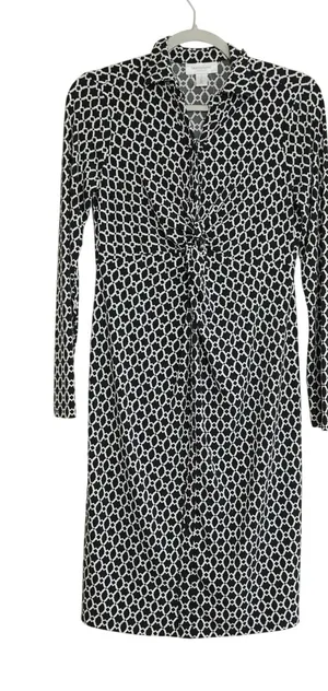 Motherhood‎ Maternity Size Small Shirt Dress Black White Geometric Twist Front thumbnail 1