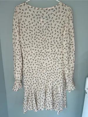 Cotton On Floral Pepa V-Neck Long Sleeve Mini Dress Ditsy Pink Sand Small thumbnail 4