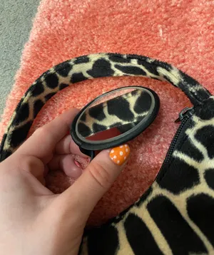 Tri Coastal Design Leopard Small Purse thumbnail 3