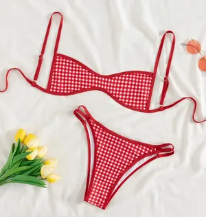 Red Bikini thumbnail 1