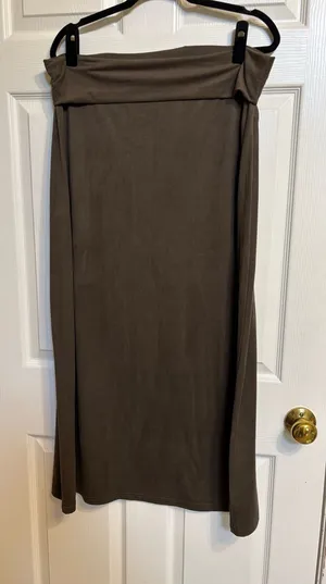 Maurice's Olive/Hunter Green Fold-Over Maxi Skirt thumbnail 1