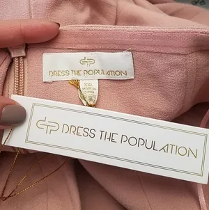 Dress the Population Ellen pink gown thumbnail 7