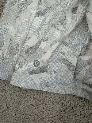 Lululemon White Pattern Tennis Grey Pleated Skirt thumbnail 2