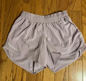 Lululemon Hotty Hot Short 2.5” thumbnail 1