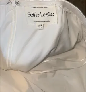 Selfie Leslie White Dress Mini Ruffle Strapless thumbnail 5