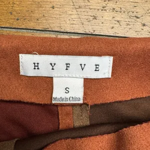 HYFVE Women's Faux Suede Mini Skirt Size Small‎ thumbnail 2