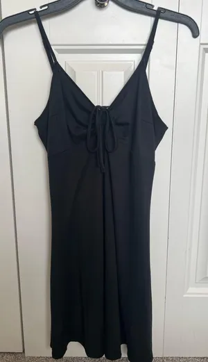 Hollister Black Dress Mini thumbnail 1