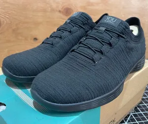 Skechers You Define Black Women Size 6.5 thumbnail 1