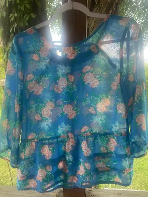 Mudd Blue Floral Sheer Peplum Blouse - Blue / Pink Size 16 Ruffle Hem thumbnail 4