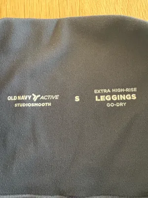 Old Navy StudioSmooth Activewear Set thumbnail 9