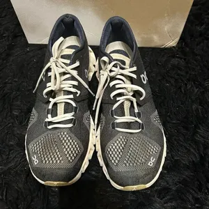 On Cloud X athletic training running lace up shoes sneakers women’s 8 Preowned thumbnail 2