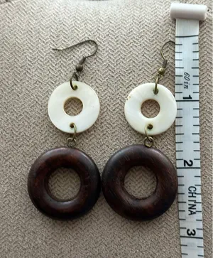 Fashion earrings thumbnail 1