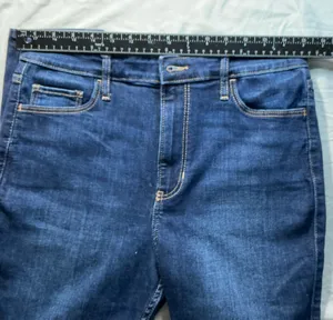 Hollister Ultra High Rise Super Skinny Soft Stretch Jeans Size W30 L26 thumbnail 3