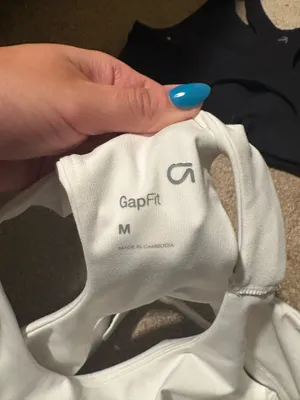 Gap high neck sports bra thumbnail 3
