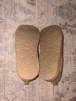 UGG Boots Neumel Women’s thumbnail 6