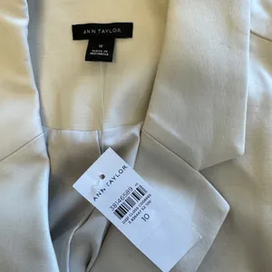 NWT Ann Taylor Sleeveless‎ Double Breasted Trench Dress Beige Tan Belted Size 10 thumbnail 6