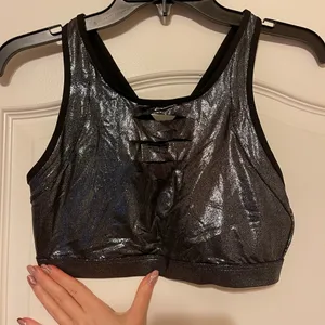 pink sports bra thumbnail 1