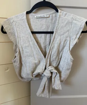 Abercrombie Top thumbnail 1