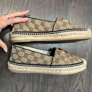 Gucci women’s GG MATELASSÉ CANVAS ESPADRILLE 38.5 thumbnail 7