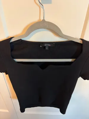 Going out top Black thumbnail 2