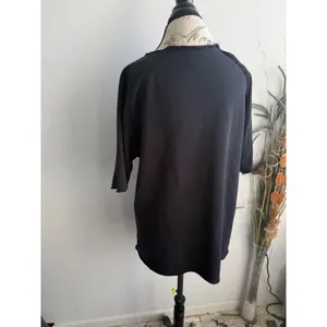 Gymshark Fitness Womens Large Black Short Sleeve‎ Raw Edge Sweatshirt A5A2U Logo thumbnail 2