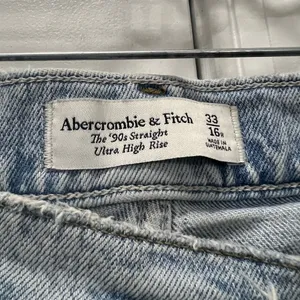 Abercrombie & Fitch Light Blue The 90s Straight Ultra High Rise Jeans Size 33/16 thumbnail 5