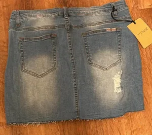 Machine Skirt with pearls  thumbnail 2