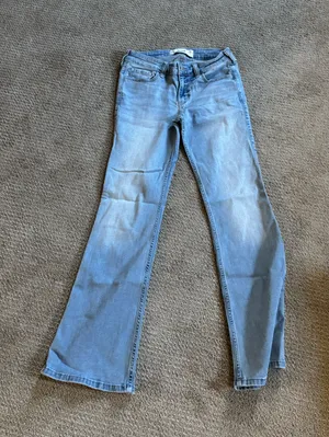 Hollister Jeans thumbnail 1